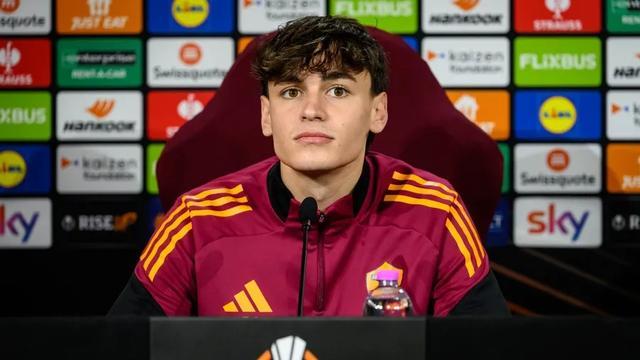 开云体育-皮西利：自己过去几个月进步很大；转会？我现在心思全在罗马