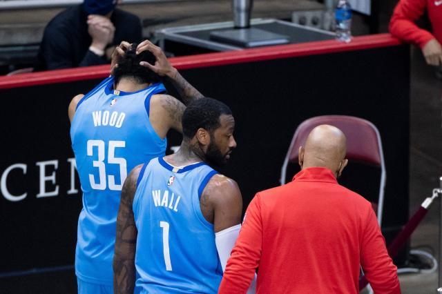 惨遭20连败直逼历史最烂 军心涣散火箭路在何方？