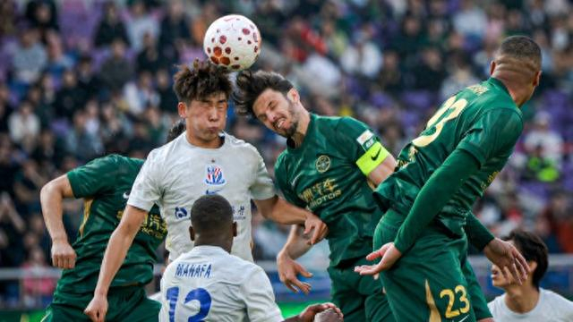 网页版登录入口-联赛才踢两轮，申花阵容已“面目全非”，斯卢茨基对残阵拼下一分并不满意|上海申花|鲁迪·盖伊|客场|浙江队|上海申花足球俱乐部_新浪体育_新浪新闻